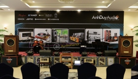 Các thiết bị dành cho trải nghiệm “ nghe”  tràn ngập triển lãm AV Show 2017