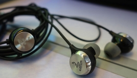 Thưởng thức những bản nhạc yêu thích với tai nghe Focal Sphear