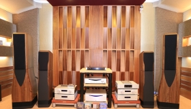 Trải nghiệm “Test mù” dây tín hiệu trong hệ thống âm thanh tại sự kiện offline hoành tráng nhất tháng 8 của Audio Hà Nội