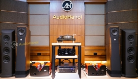 Từng cung âm nghệ thuật đậm phong cách Ý của Viva Audio tại offline tháng 6