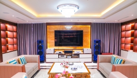 Tham quan công trình âm thanh “khủng” tại đường Nguyễn Văn Cừ | Công Trình 16