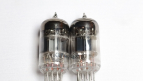 Các loại đèn điện tử thường dùng cho thiết bị âm thanh | Những điều cần biết Audio 1