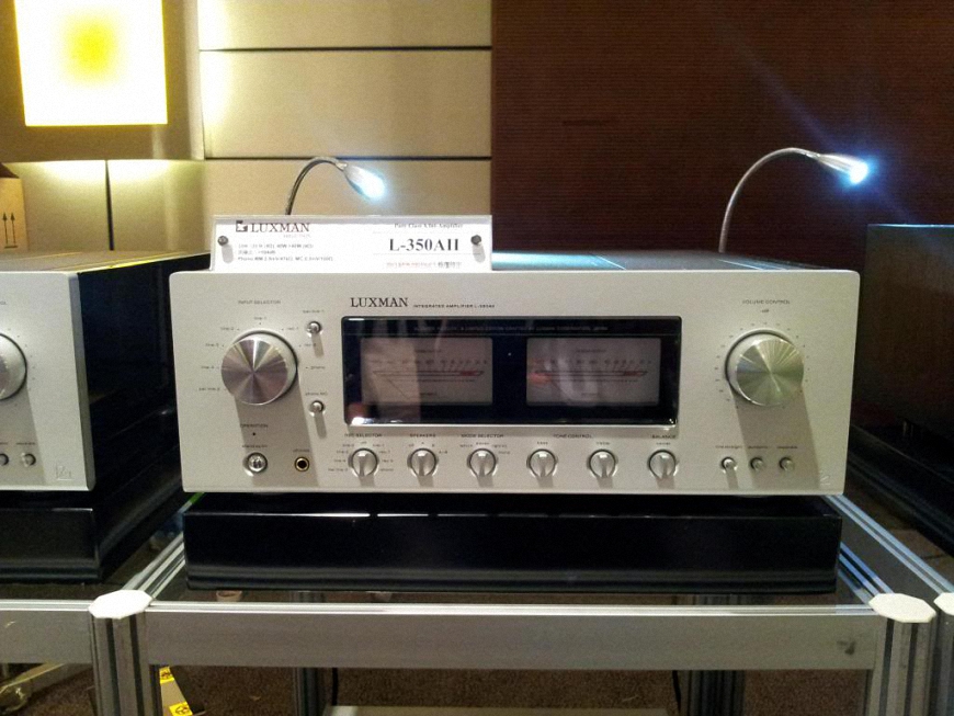 Ampli Luxman L-350AII cho am thanh song dong
