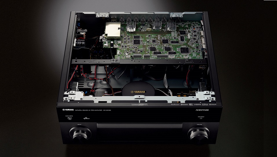 thiet ke ben trong preamp Yamaha CX-A5100