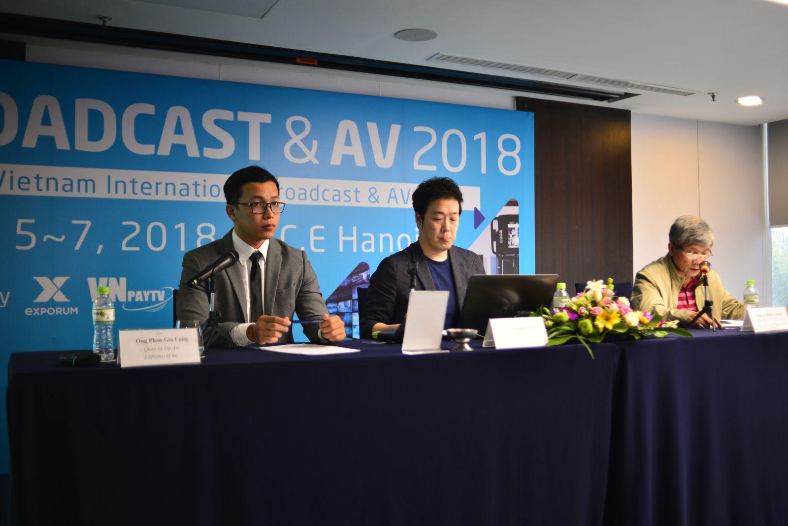 Buoi hop bao VIBA SHOW 2018 tai Ha Noi