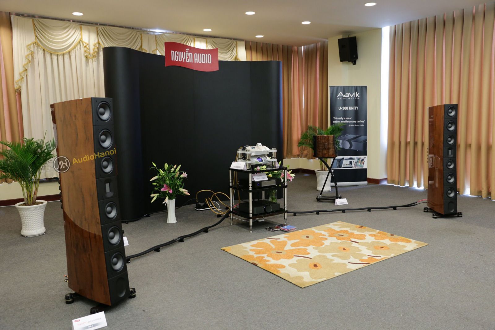 San pham dep tai AVShow 2017