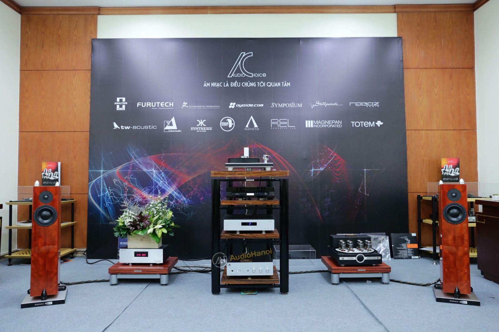 Hinh anh tai AVShow 2017