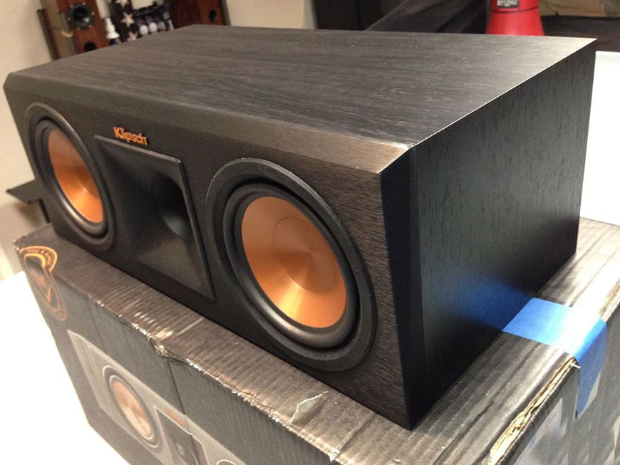 canh ben loa center Klipsch RP-250C