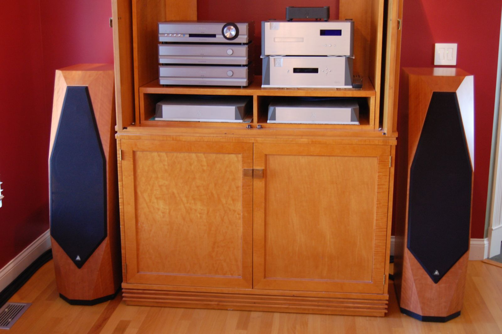 cap Loa Avalon Time cao cap