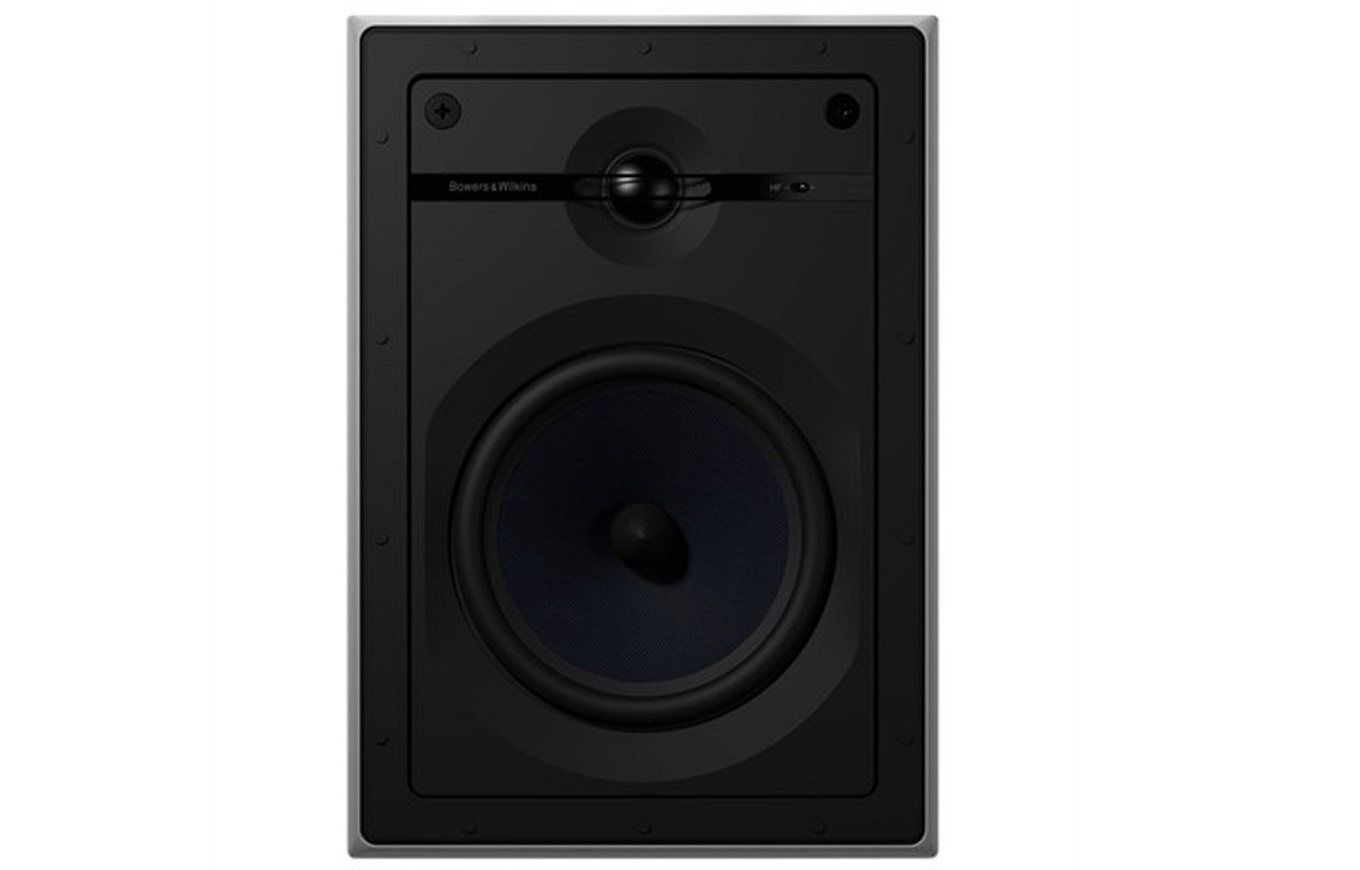 mat truoc loa B&W CWM663