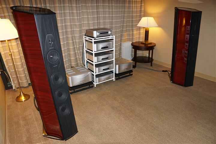loa Sonus Faber Lilium trinh dien vuot troi