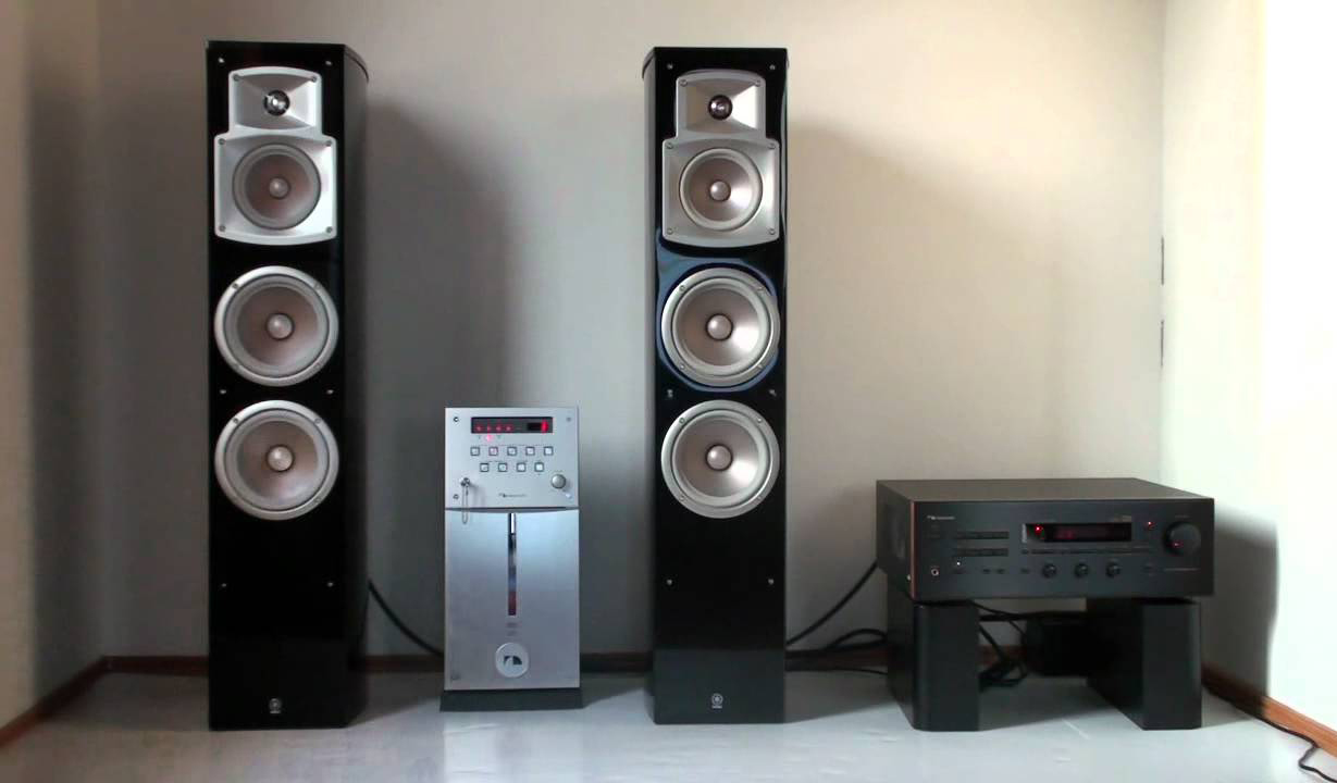 Loa Yamaha NS-777 thiet ke bat mat