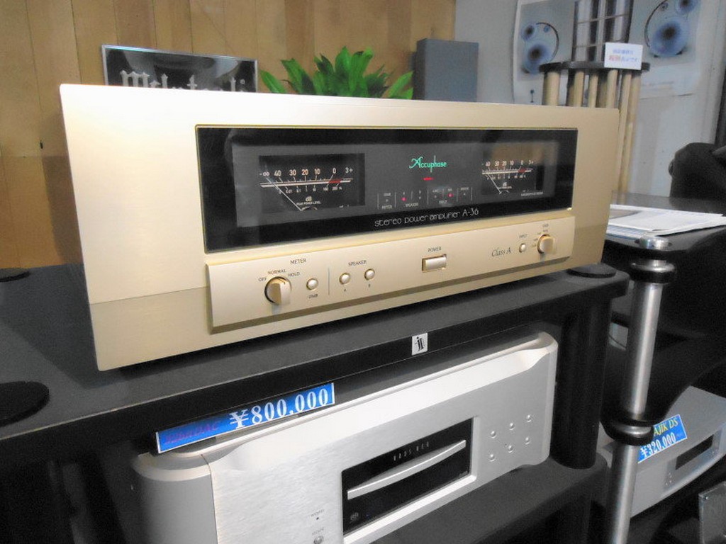 Power ampli Accuphase A-36  chat luong