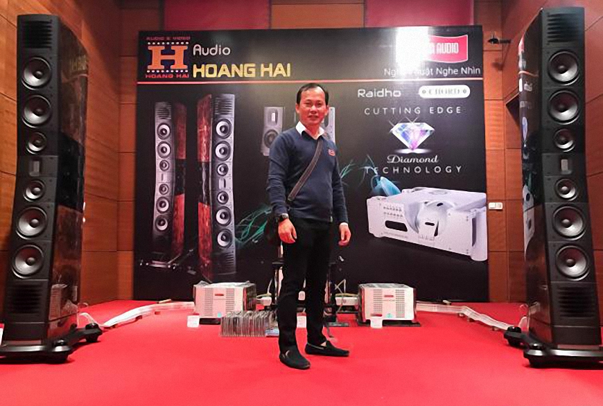 cap loa Raidho D-5.1 co kich thuoc kha lon