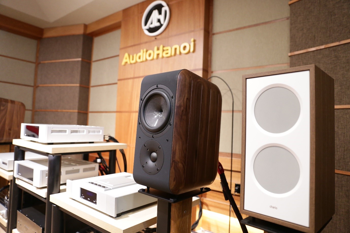 Trao doi Kien Thuc Ve Loa Boookshelf tuyet voi