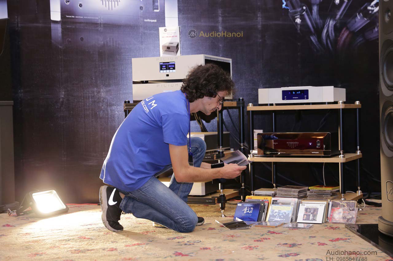 Vietnam Hi-end Show 2018 chat