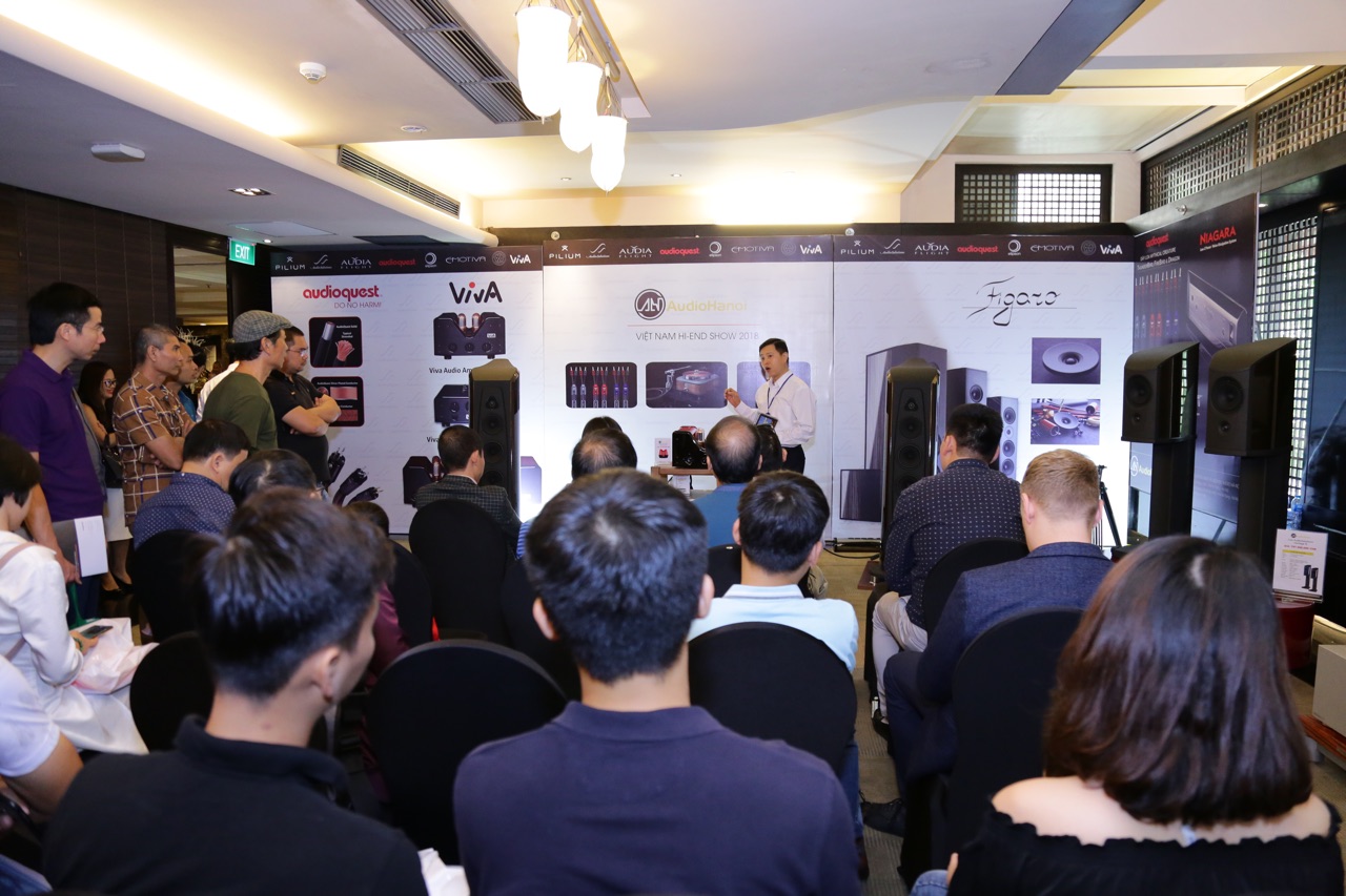 Vietnam Hi-end Show 2018 chat