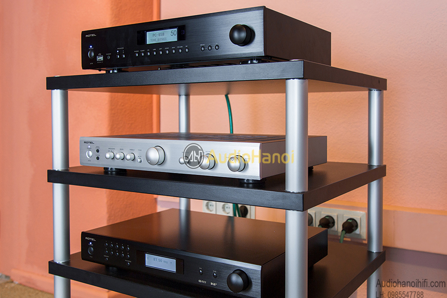 Ampli Rotel A 12 chat