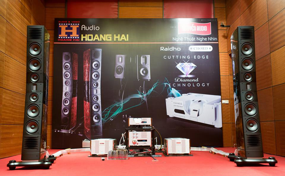 gian phong trung trai nghiem Raidho D-5.1 cua Hoang hai audio