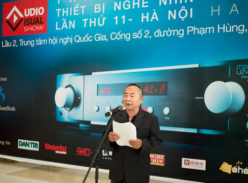 dai dien ban to chuc phat bieu trong le khai mac