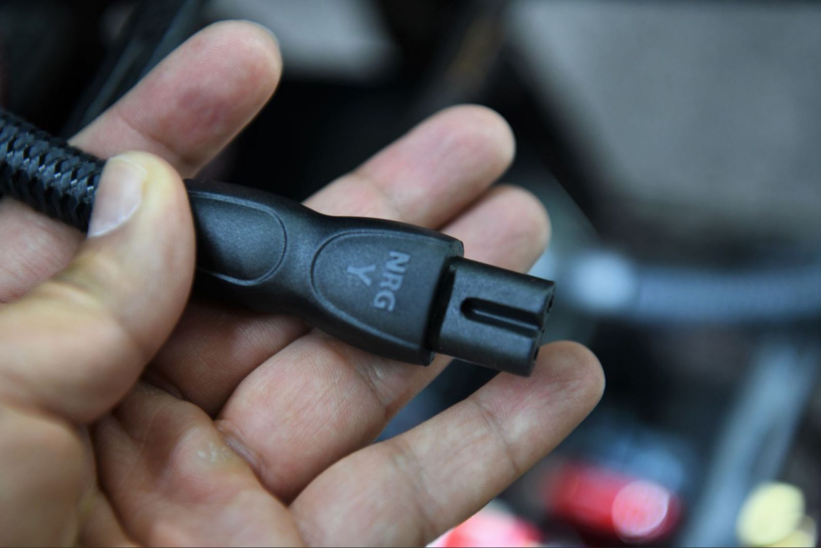 day nguon audioquest nrg y3 can canh 