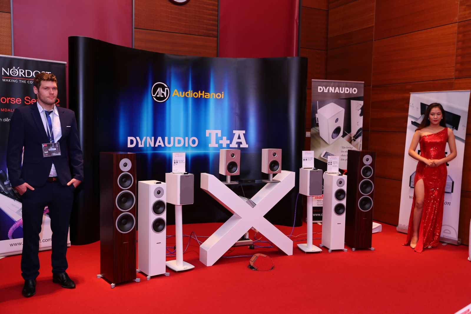 chat luong dinh cao den tu cac san pham xua dynaudio