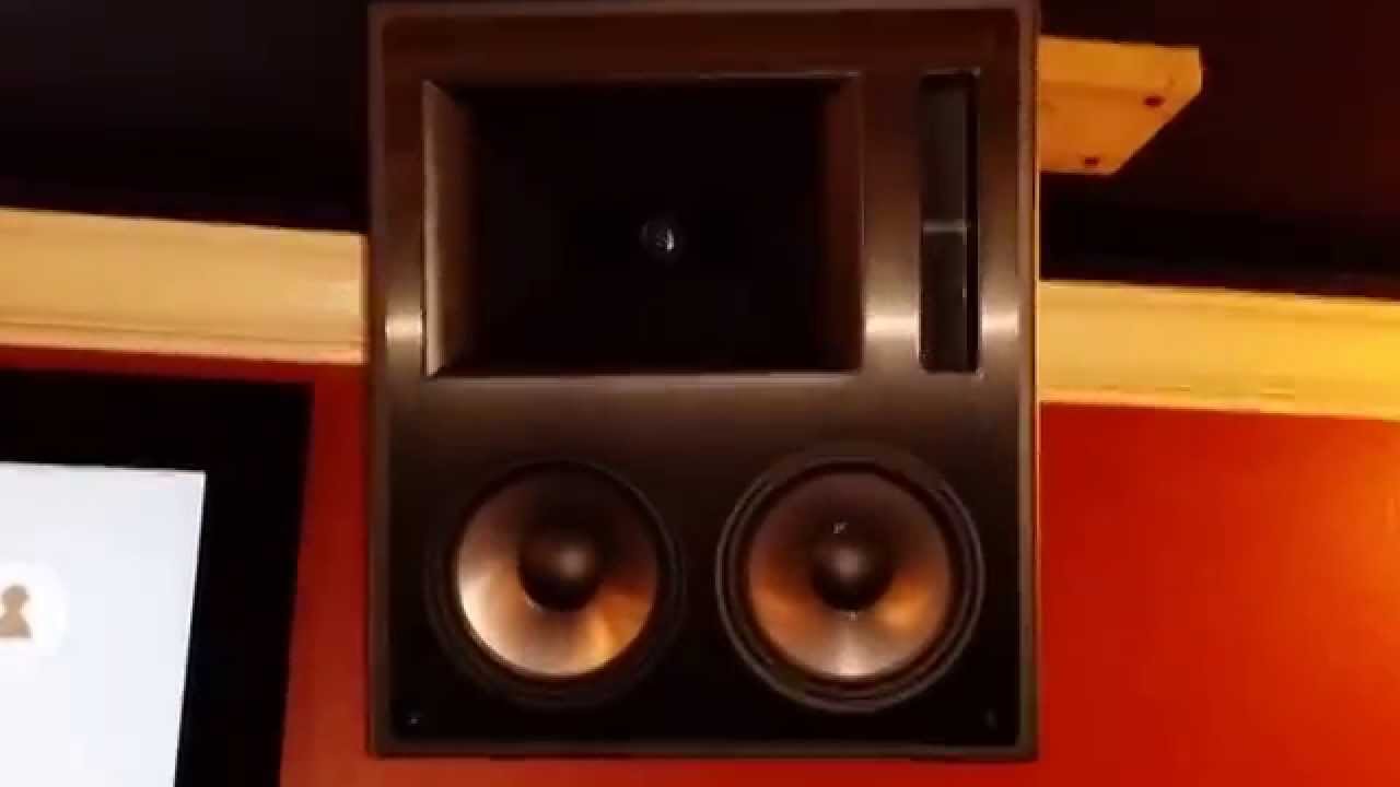 dong klipsch thx utra thiet ke dac trung