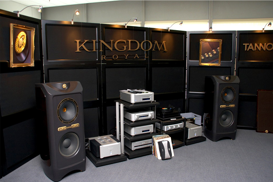loa Tannoy Kingdom royal carbon Black phoi ghep trong bo dan cao cap