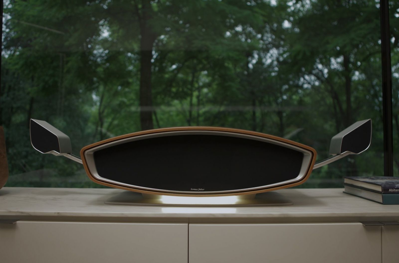 Loa Sonus Faber dang cap Hiend