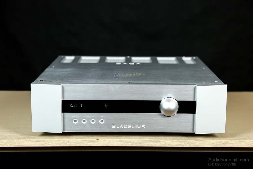 Ampli Bladelius Saga I