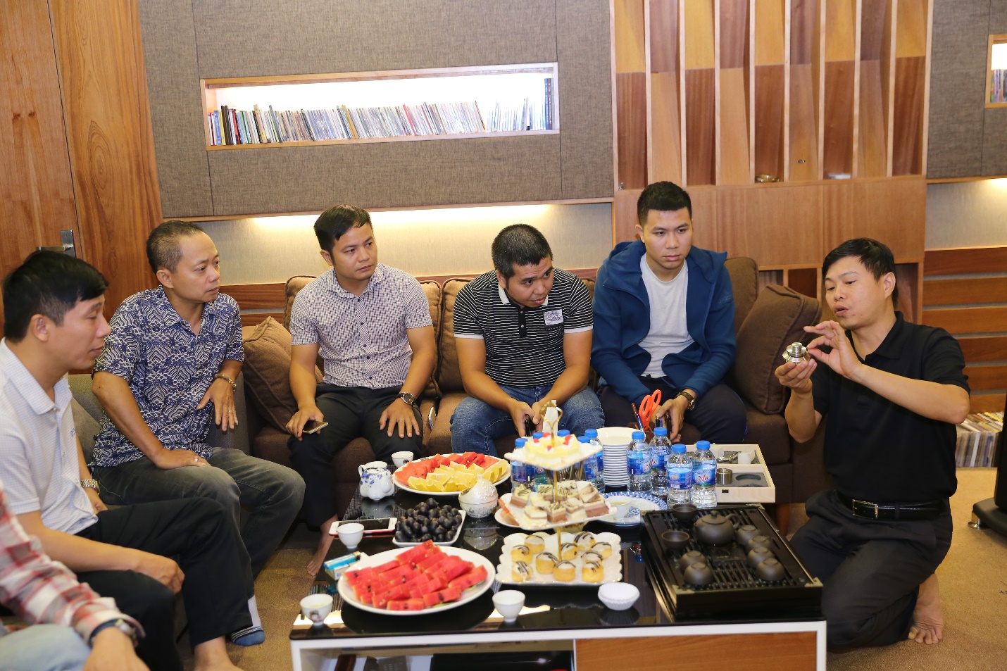 su kien offline thang 10 chat