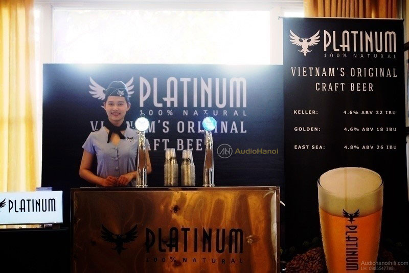 viet nam hiend show le tan 